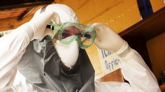 Bộ Y tế ban hành Kế hoạch hành động phòng chống bệnh sốt xuất huyết do vi rút Ebola tại Việt Nam - ảnh 1